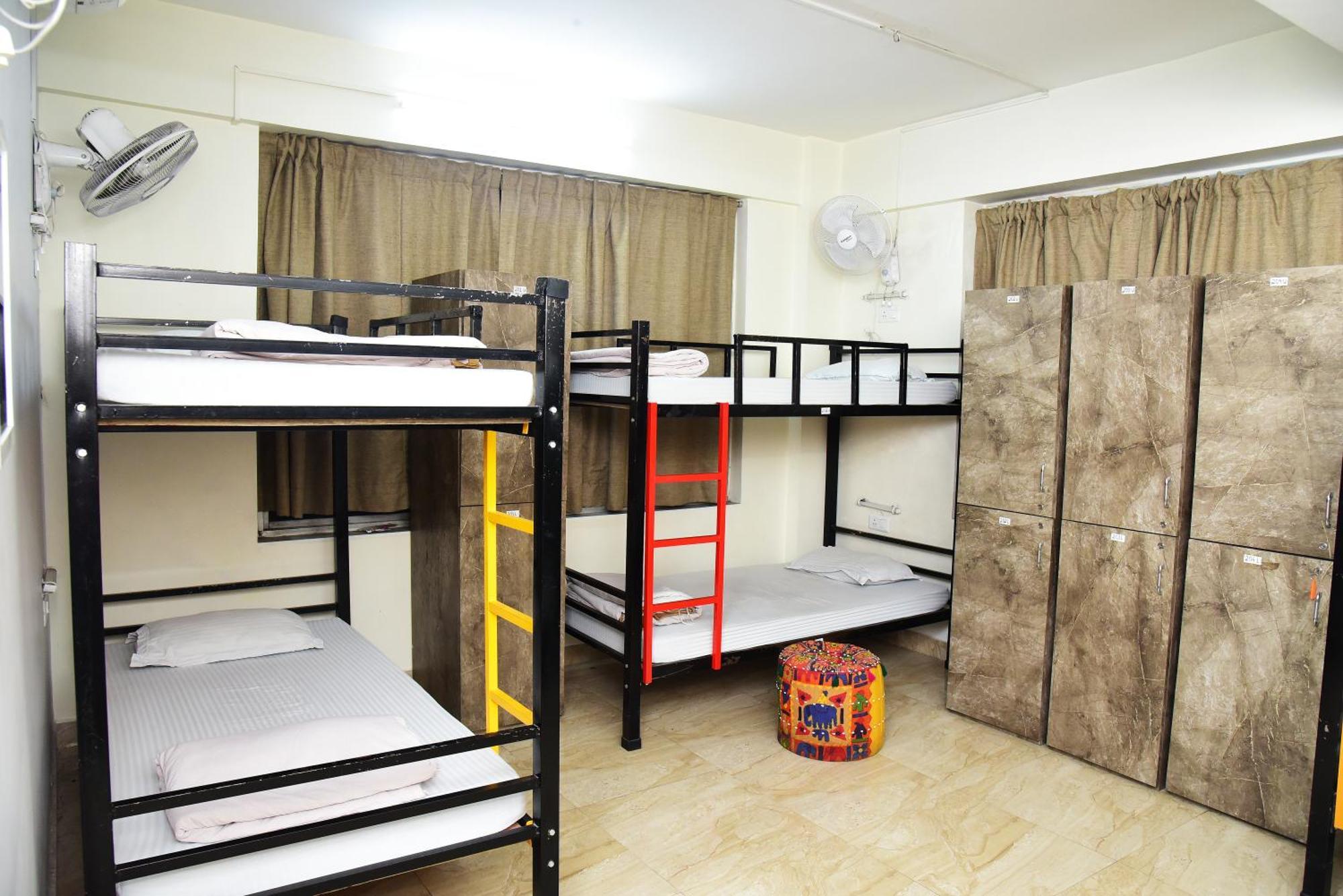 City Central Hostel Kolkata Exterior photo